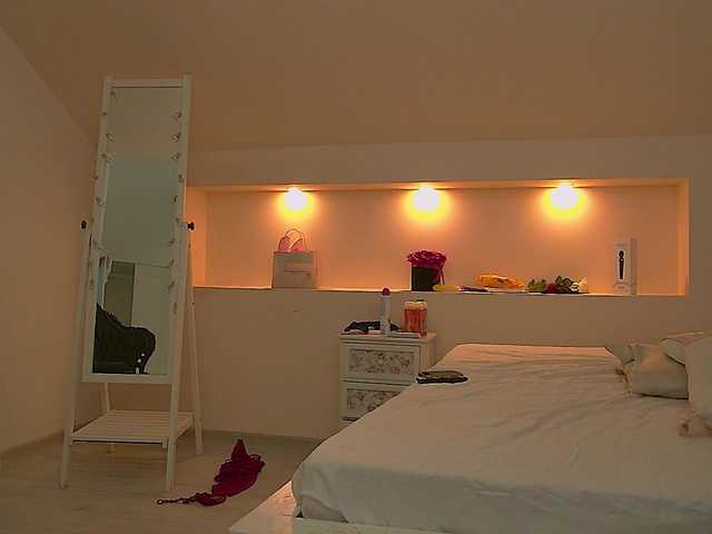 Sex chat gratuit in direct cu KeiraDark pe BongaCams