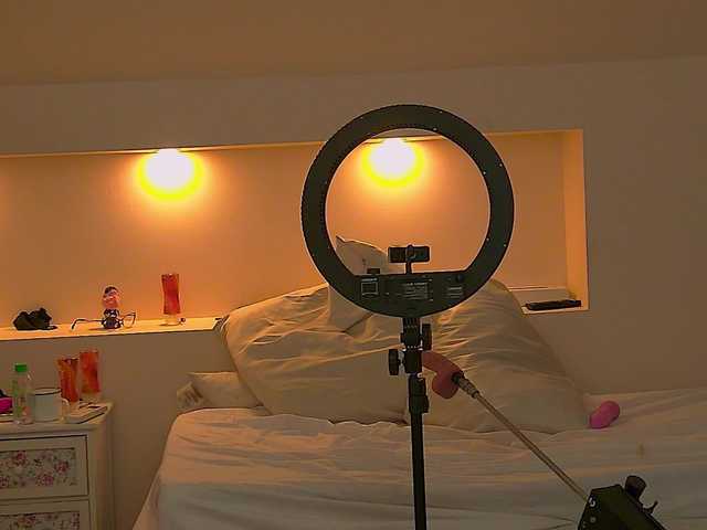 KeiraDark's BongaCams show and profile