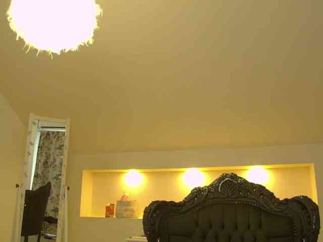 KeiraDark Live Webcam on BongaCams