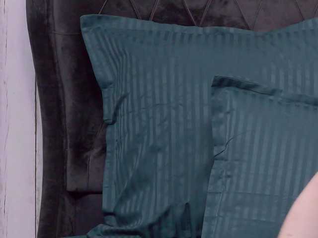 SweetAnisia's BongaCams show and profile