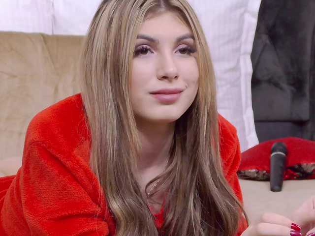 SweetAnisia's BongaCams show and profile