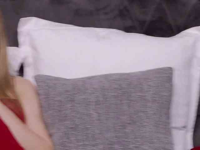 SweetAnisia webcam