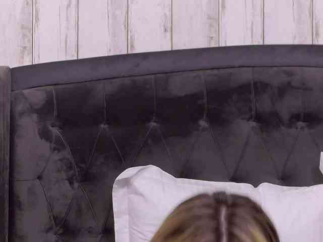 SweetAnisia webcam