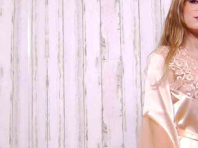 SweetAnisia webcam