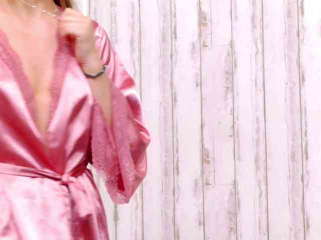 SweetAnisia webcam