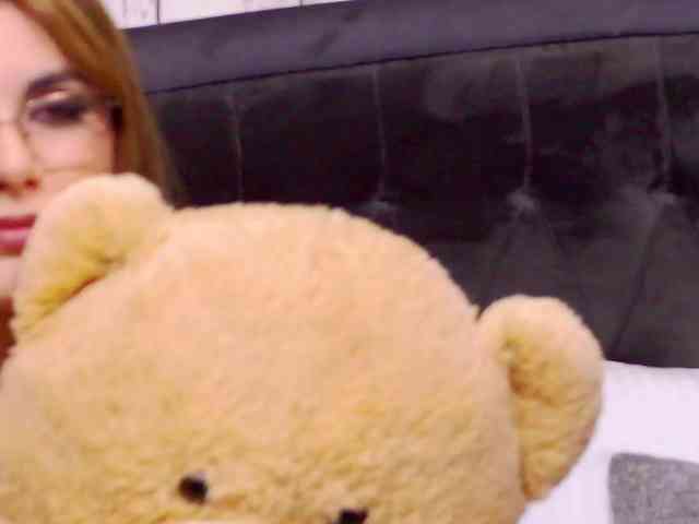 SweetAnisia webcam