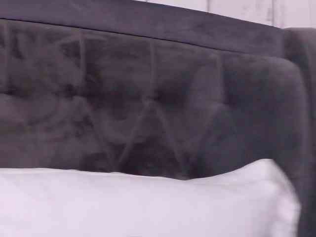 SweetAnisia webcam