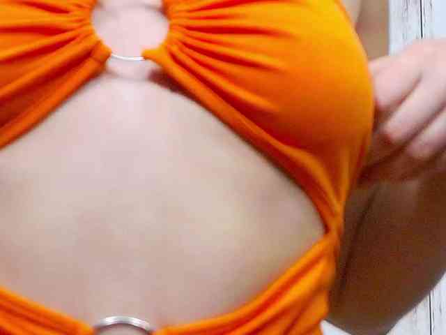 SweetAnisia webcam