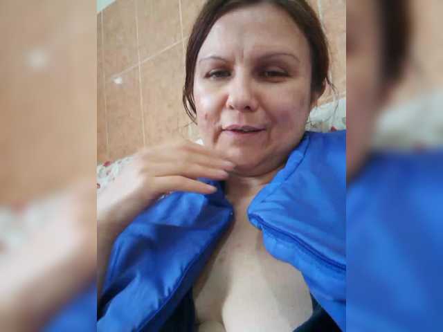 Juli-huston's BongaCams show and profile