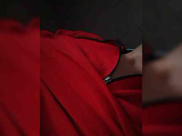 Juli-huston Live Webcam on BongaCams