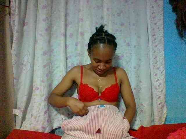 Laynna webcam