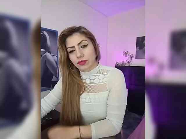 AnthonelaBella webcam