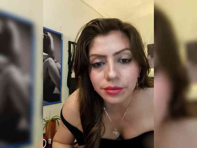 AnthonelaBella webcam