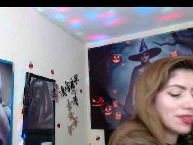 AnthonelaBella webcam