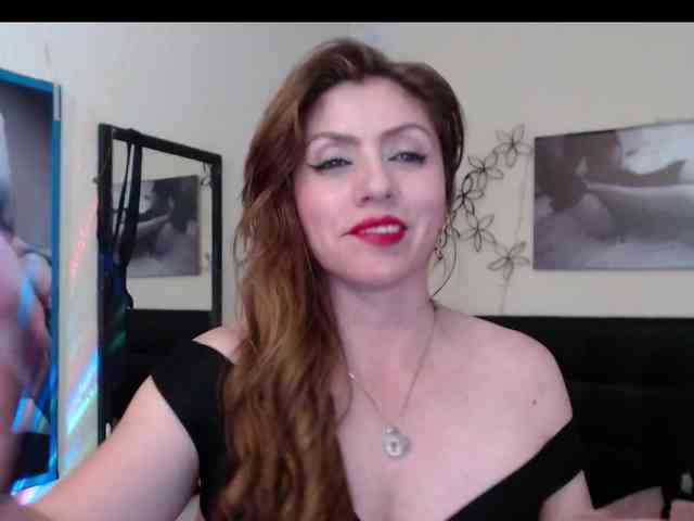 AnthonelaBella webcam