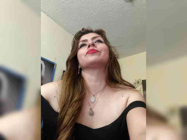 AnthonelaBella webcam