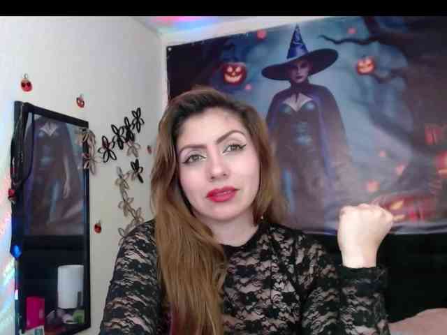 AnthonelaBella webcam