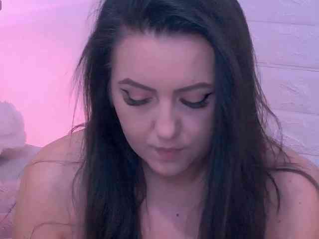 ArielBlossom webcam
