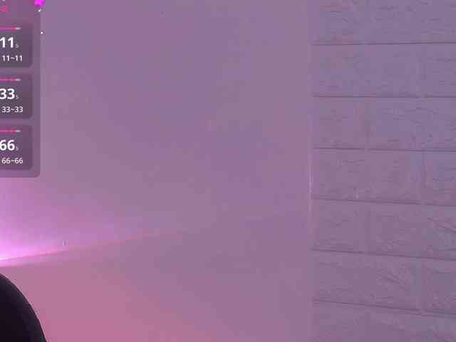 ArielBlossom webcam