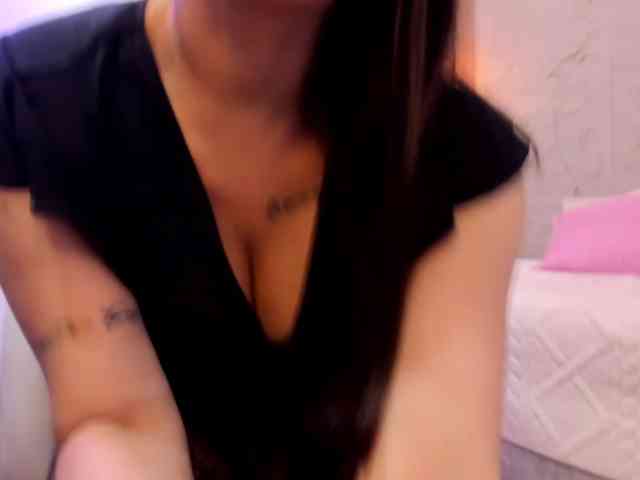 Sensual_Sahaara webcam