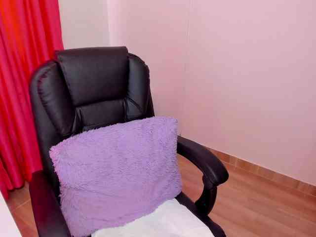 Sensual_Sahaara webcam