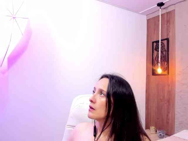 Sensual_Sahaara webcam