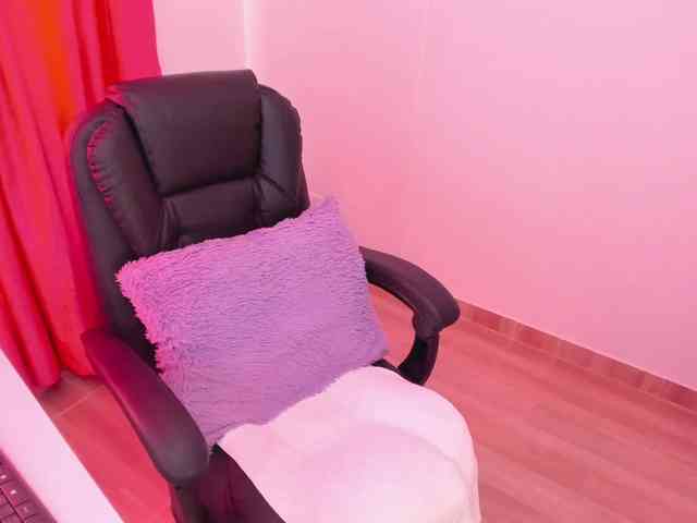 Sensual_Sahaara webcam