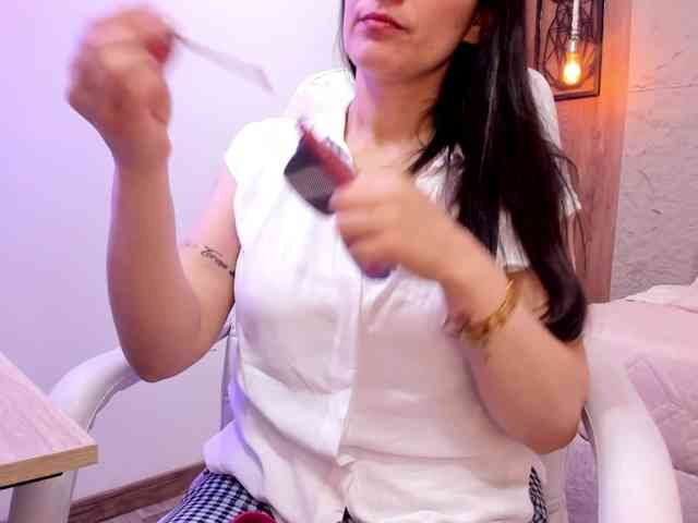 Sensual_Sahaara webcam