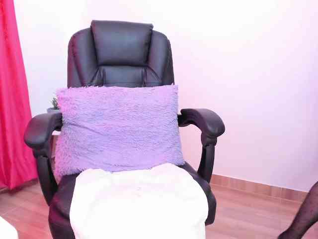 Sensual_Sahaara webcam