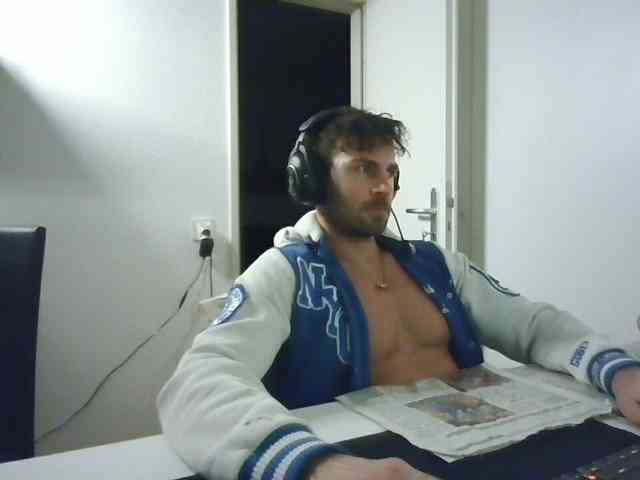 alphah-hunk alphah-hunk