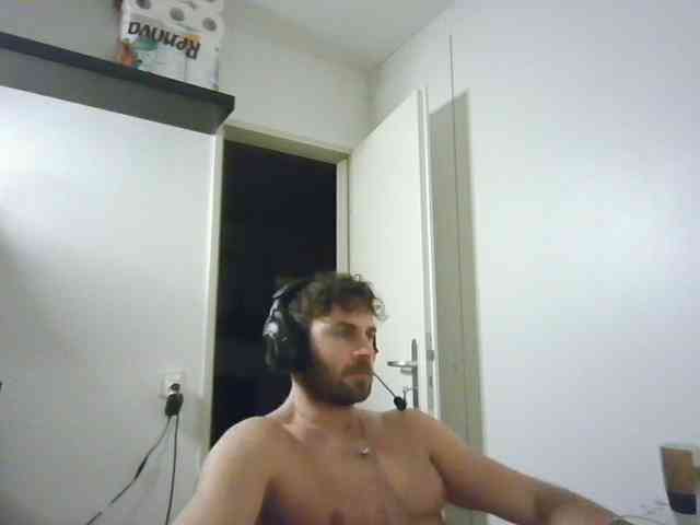 alphah-hunk alphah-hunk