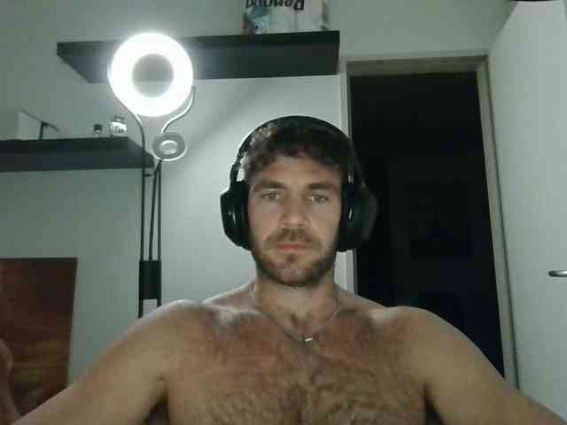 alphah-hunk alphah-hunk