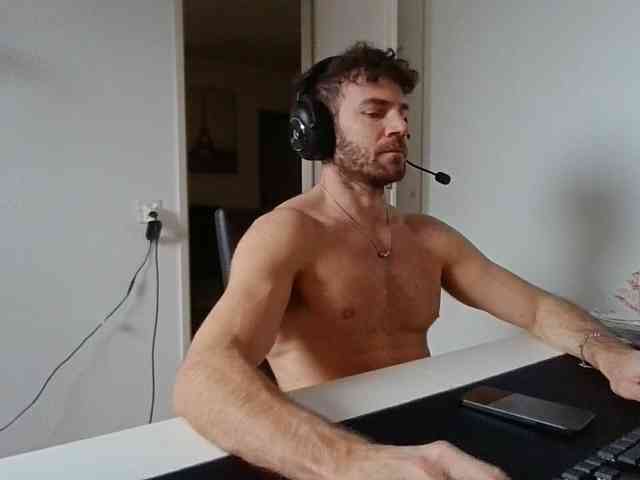 alphah-hunk alphah-hunk