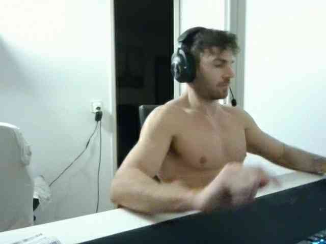 alphah-hunk alphah-hunk