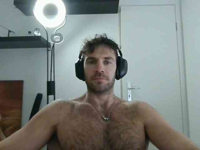 alphah-hunk alphah-hunk