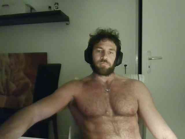 alphah-hunk alphah-hunk