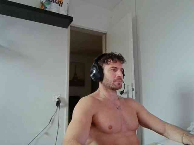 alphah-hunk alphah-hunk