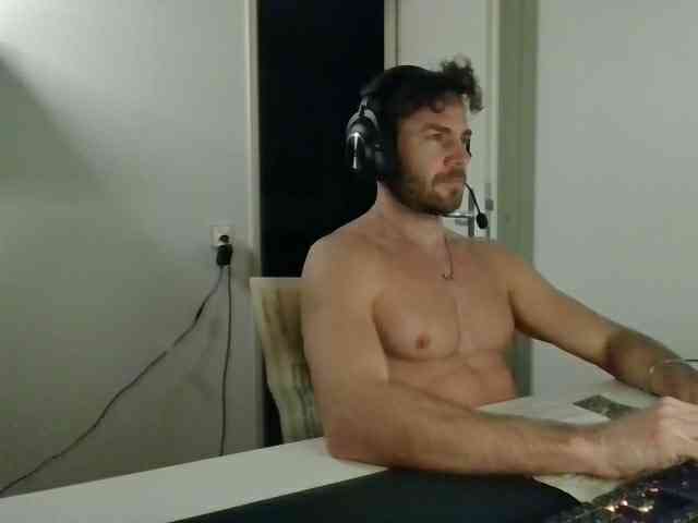 alphah-hunk alphah-hunk