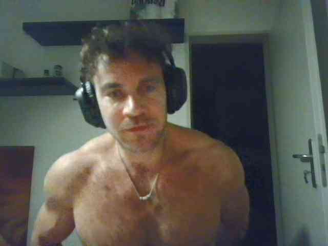 alphah-hunk alphah-hunk