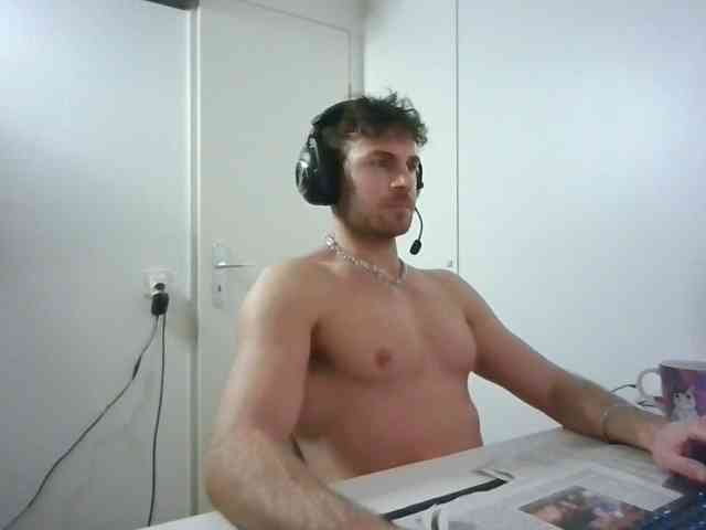 alphah-hunk alphah-hunk