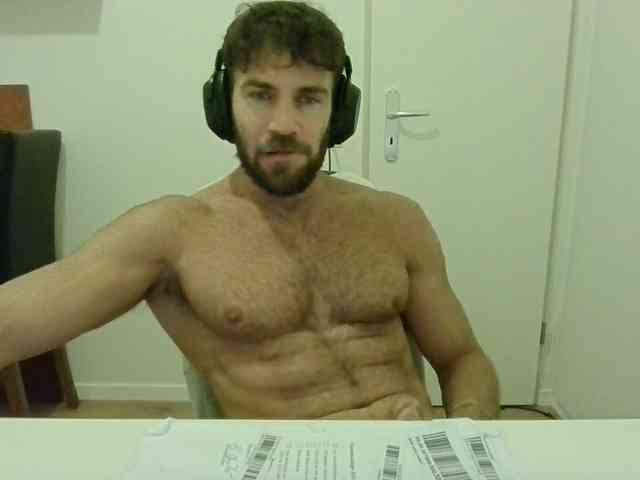 alphah-hunk