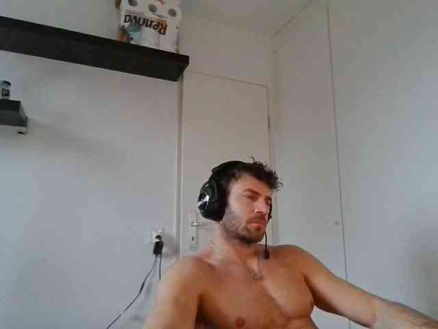 alphah-hunk alphah-hunk