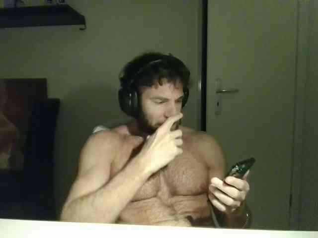 alphah-hunk
