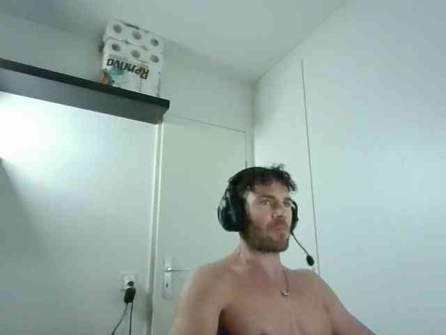 alphah-hunk alphah-hunk