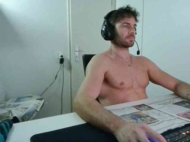 alphah-hunk alphah-hunk