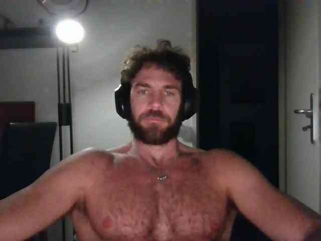 alphah-hunk alphah-hunk