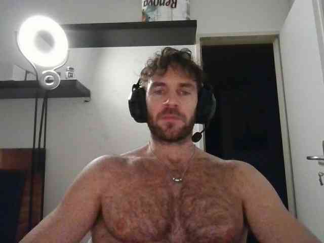 alphah-hunk alphah-hunk