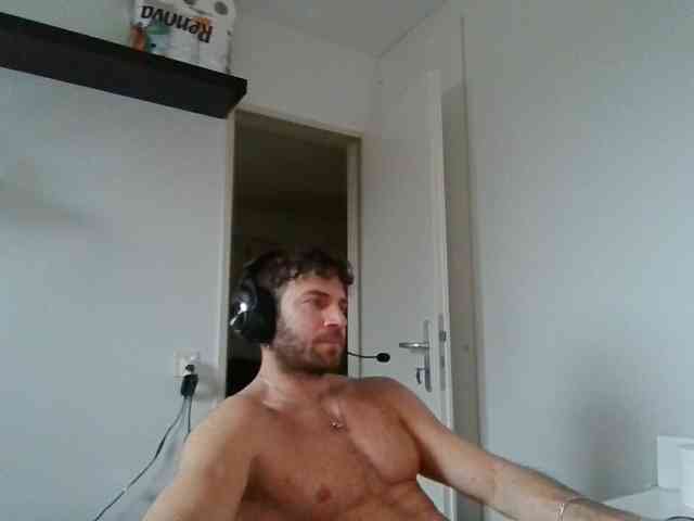 alphah-hunk alphah-hunk