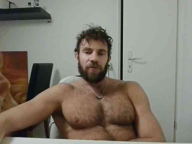 alphah-hunk alphah-hunk