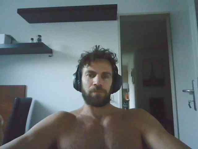 alphah-hunk